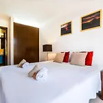 Apartament Salgados - Com Conforto Em Exclusivo - *